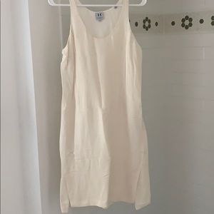 Halston Heritage off-white summery shift dress